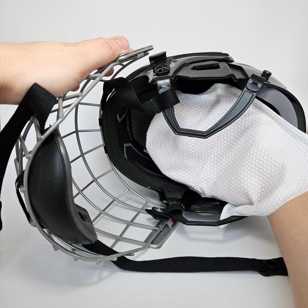 RevoMitt Sports Gear Cleaning Mitts